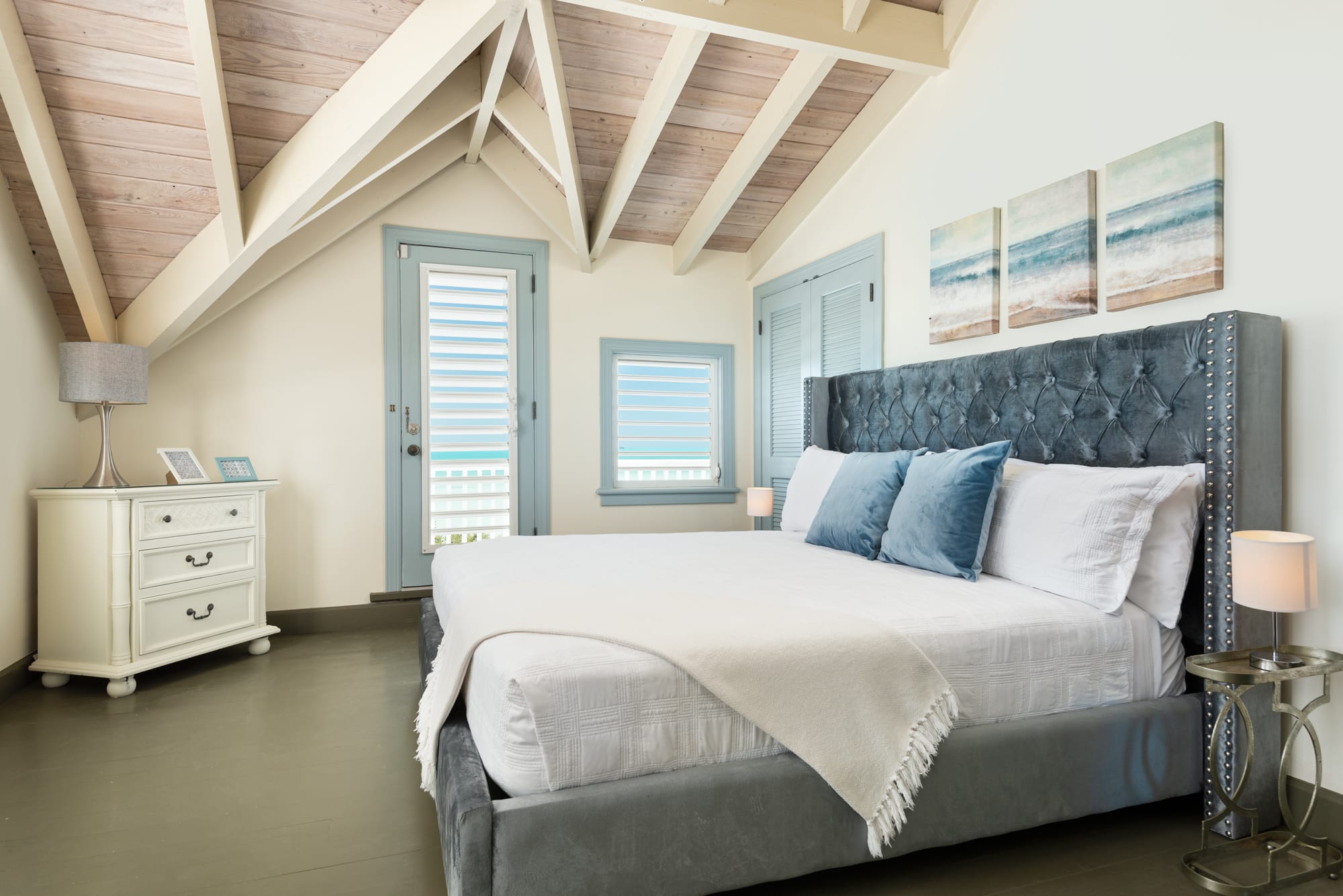 A bedroom in a luxury vacation rental in the Caribbean